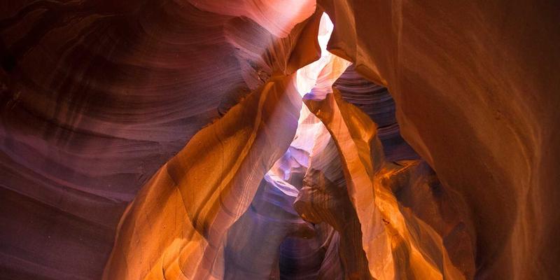 数据掘金：跨境电商如何用大数据精准捕捉美妆、进口食品与家居用品三大赛道新风口